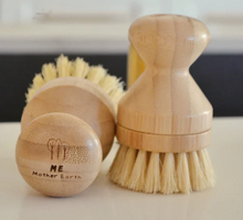 Load image into Gallery viewer, Dish Scrub Brush
