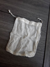 Load image into Gallery viewer, Reusable Hemp Cotton Rounds